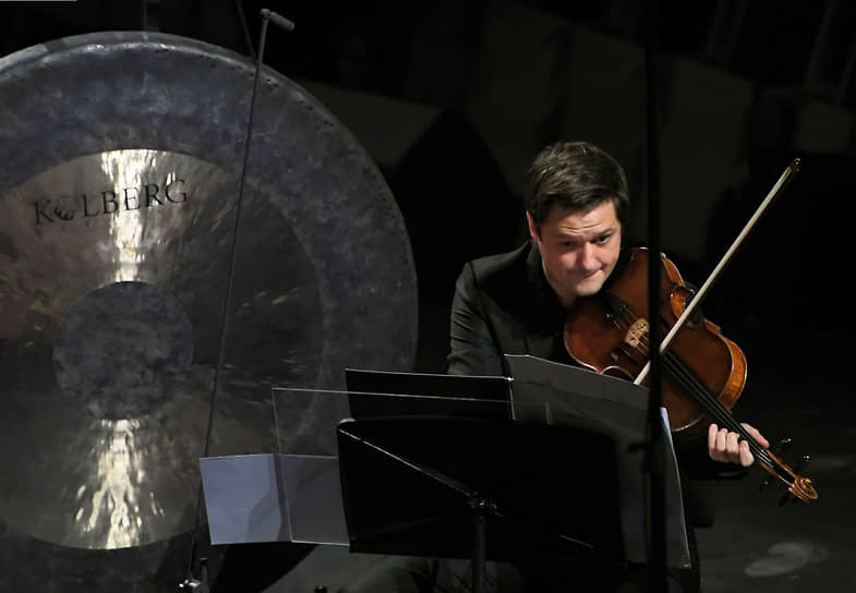Французский инструментальный ансамбль Ensemble intercontemporain во время выступления