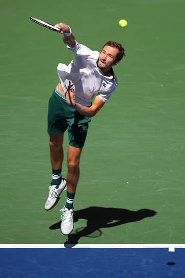 Сделав в четвертьфинале против Ботика ван де Зандшульпа 13 эйсов, Даниил Медведев довел количество своих подач навылет на нынешнем турнире до 58