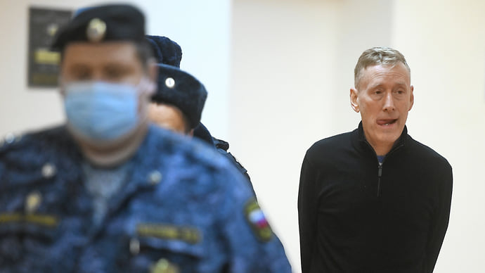 Супругов Мейер разлучили арестом