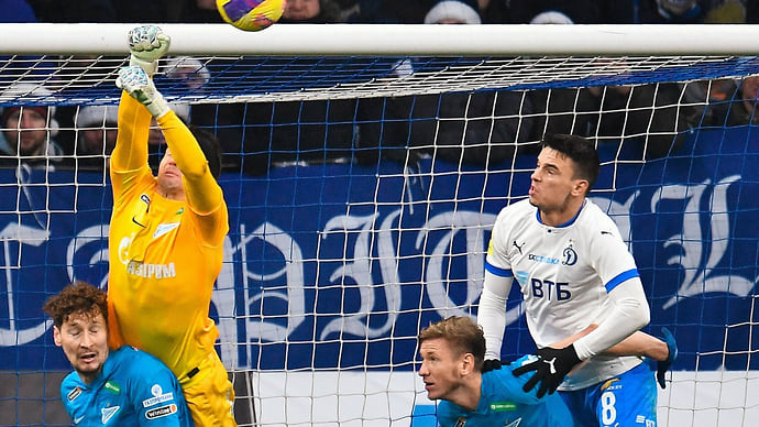 «Зенит» заморозил отрыв