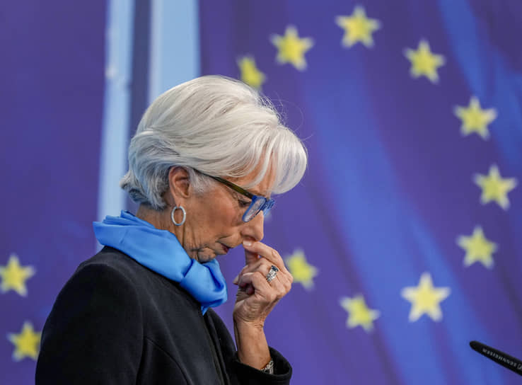 Вслед за ФРС в Европейском центробанке задумались об инфляционных рисках (на фото — глава ЕЦБ Кристин Лагард)