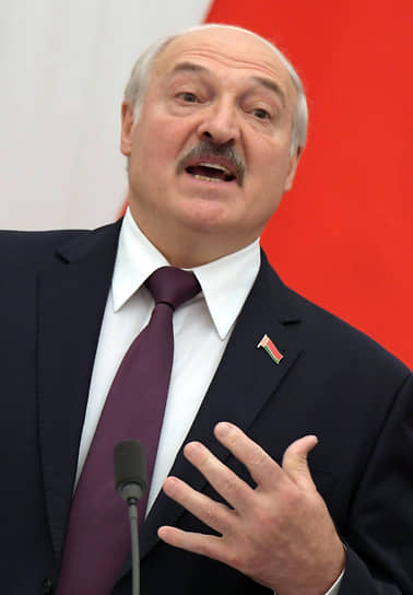 Президент Белоруссии Александр Лукашенко поставил перед авторами проекта новой конституции задачу «не допустить разбалансированности системы органов власти»