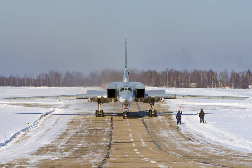 Сверхзвуковой бомбардировщик Ту-22М3