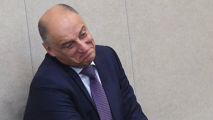Экс-депутат идет на «Маяк»