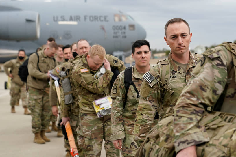 Американские военные, как утверждают в Пентагоне, направляются в Восточную Европу «не навсегда» и в случае эскалации «не будут воевать на Украине»