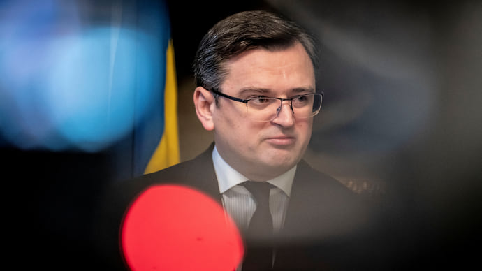 А море подумало: ученья идут