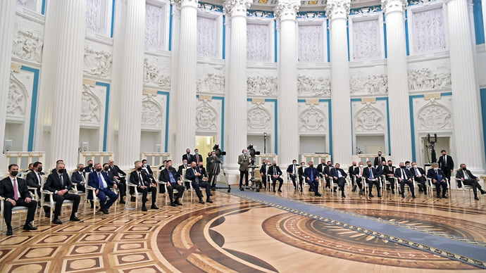 «Ковид» зачеркнуть, «война» вписать