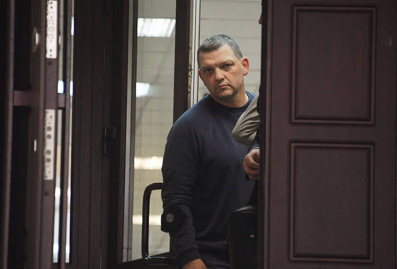 Илья Аверьянов отрицает, что у него было намерение кого-либо убить во время конфликта на кондитерской фабрике