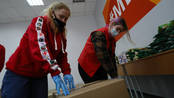 Фонды помощи просят помощи