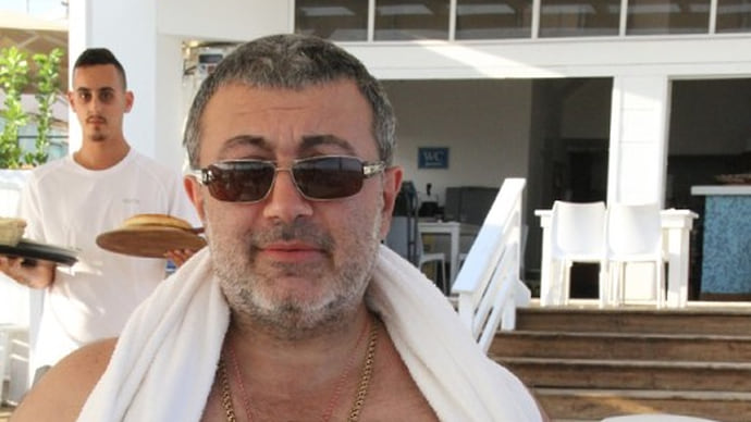 Покойного отца пропустили к прокурору