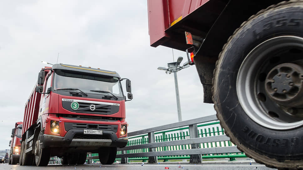 Почему Volvo Group уволит часть сотрудников недогруженного завода грузовиков