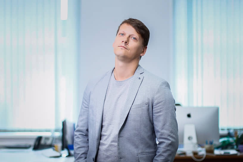 Михаил Васильев
