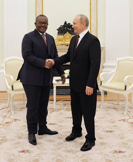 Президенты России и Гвинеи-Бисау будут дружить фрегатами