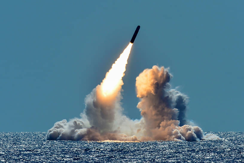 После очередного обмена данными в МИД РФ отметили, что заявленное США количество имеющихся у них стратегических наступательных вооружений не учитывает, в частности, 56 пусковых установок ракет Trident II (на фото) на подводных лодках и другое вооружение