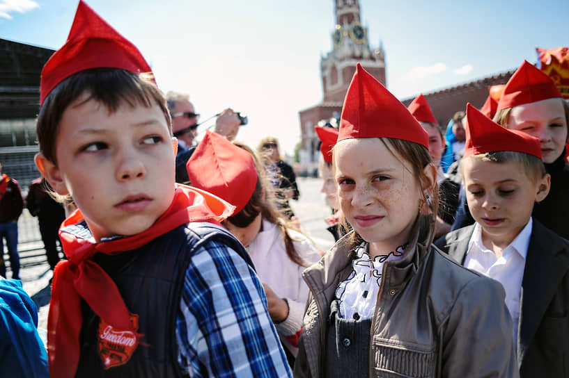 Неформально в Российском движении детей и молодежи признают, что оно должно стать реинкарнацией пионерии