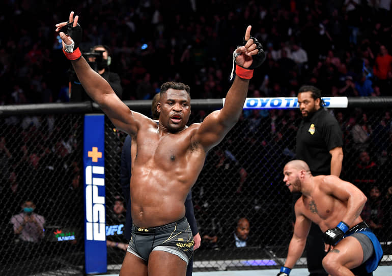 После ухода из UFC Франсис Нганну, обладающий мощнейшим ударом, мог бы, по мнению экспертов, попробовать себя в боксе