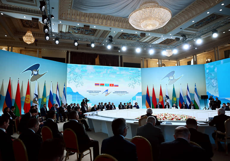Заседание Евразийского межправительственного совета  в отеле Royal Tulip Almaty