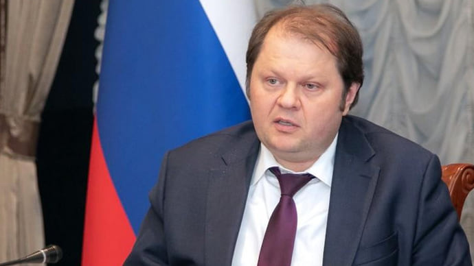 Замминистра обвинили «спецтрансстройно»