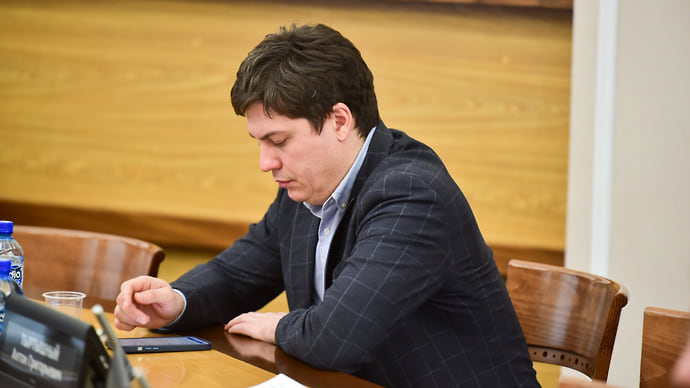 Коммунисту нашли дело