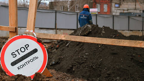 Девелоперы спрятались в котловане // Участники рынка сокращают число строек