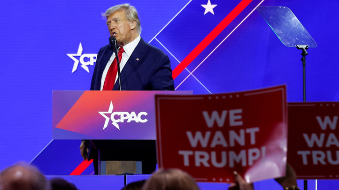 Дональд Трамп пробуется на роль спасителя