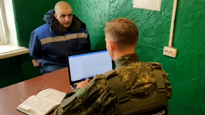 «В "Азове" нет нормальных»
