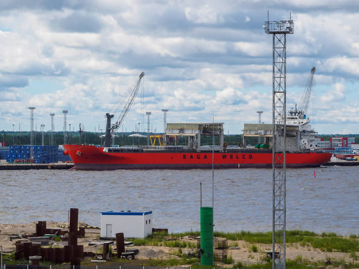 Усть-Луга — крупнейший на Северо-Западе России специализированный угольный порт
