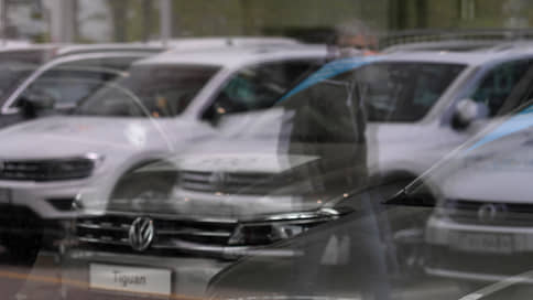 Volkswagen попал под ГАЗ // Российский концерн пытается вернуть немецкого партнера через суд