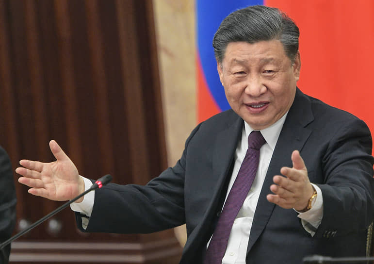 Председатель КНР Си Цзиньпин во время переговоров с председателем правительства России Михаилом Мишустиным