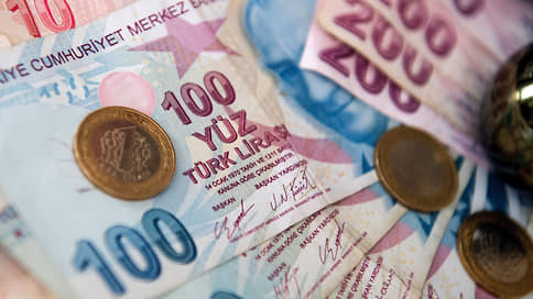 Лира сыграла на транзите // Турецкая валюта обошла тенге по объему биржевых торгов
