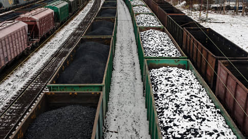 Уголь объехал лес // Погрузка на железной дороге в марте выросла на 2,3%
