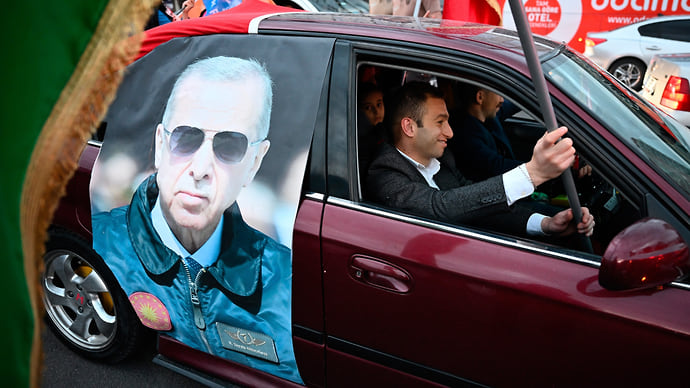 Первый во втором туре