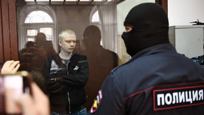Подпись неразборчива и запрещена