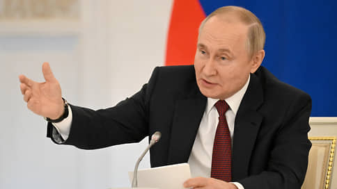 Общение с народом успрямилось к выборам // Прямая линия Владимира Путина может пройти в последние месяцы года
