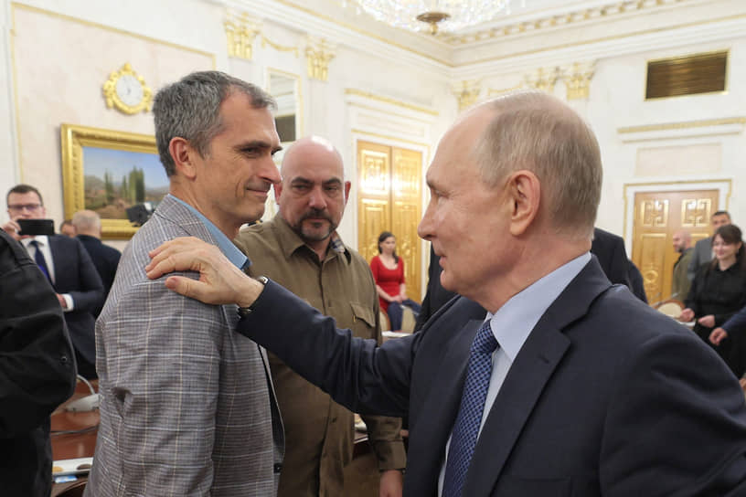 Владимир Путин впервые был так близок с военкорами и военблогерами