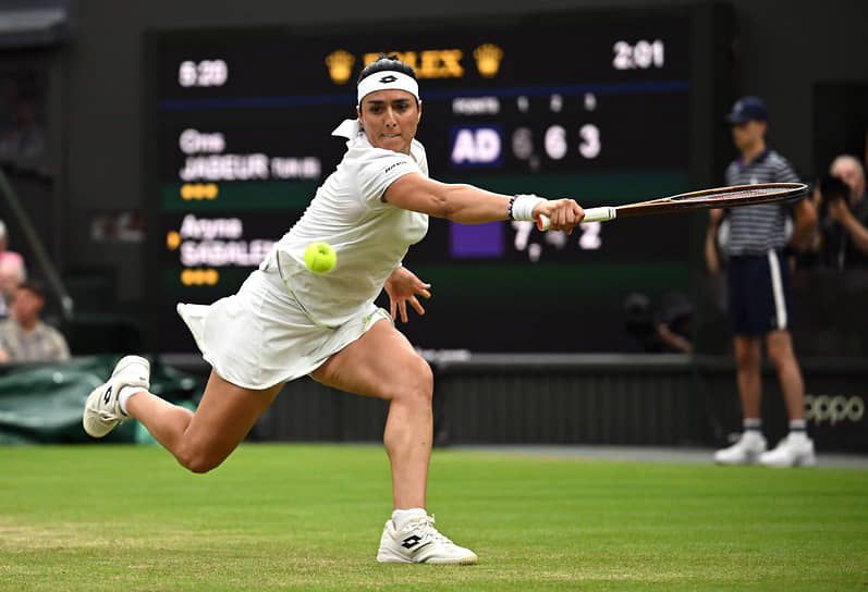 Первая ракетка Африки Унс Джабир сыграет в финале Wimbledon второй раз подряд, что за последние четыре года больше не удавалось никому