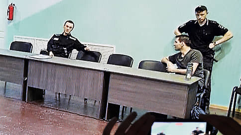 Категория 18+ // Алексея Навального приговорили к 19 годам особого режима