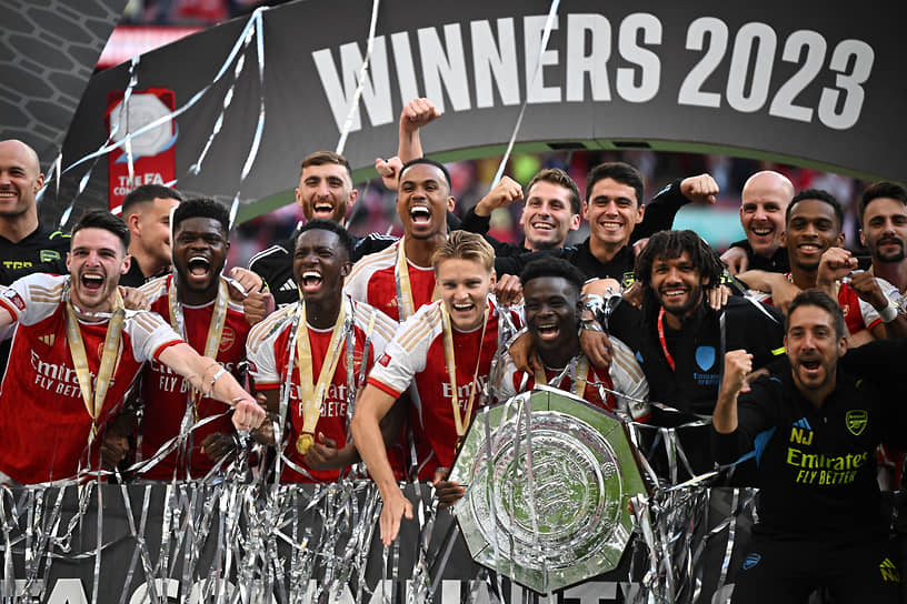 Футболисты «Арсенала» стали обладателями первого трофея, разыгранного в новом сезоне,— Суперкубка Англии