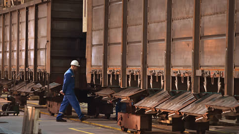 Новые вагоны не успевают за старыми // Рост выпуска сдерживают цены и гособоронзаказ