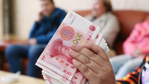 Юань стал опорой всех режимов // Китайская валюта теснит доллар на торгах Мосбиржи