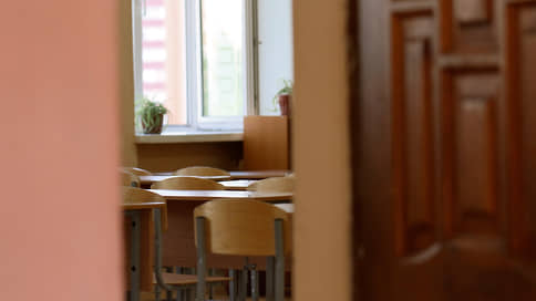 Учителя ушли по-немецки // Директор пермской школы и ее подчиненные уволились из-за «разговоров о важном»