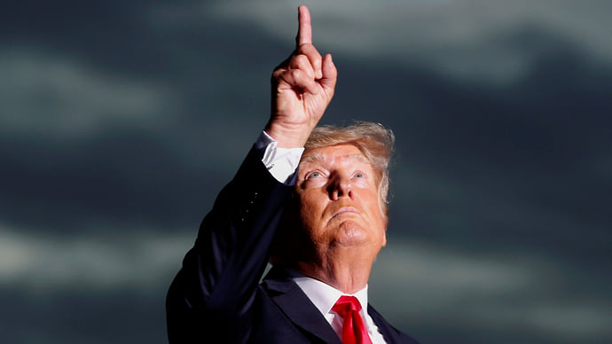Дональда Трампа посылают на все четыре стороны