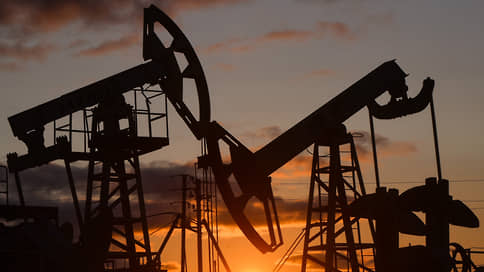 Без раскачки // Россия может сократить добычу нефти вслед за снижением ее экспорта