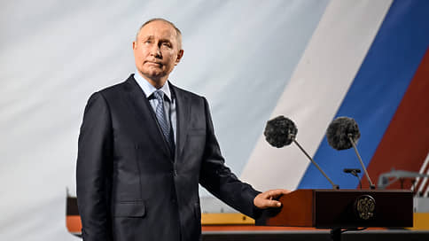 Имя рек // Владимир Путин озаглавил два новых сверхтанкера на «Звезде»