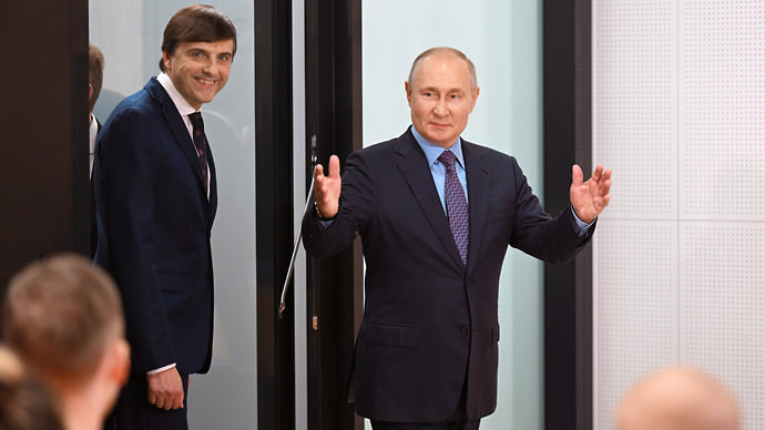 Рынок труда — рынок сюда