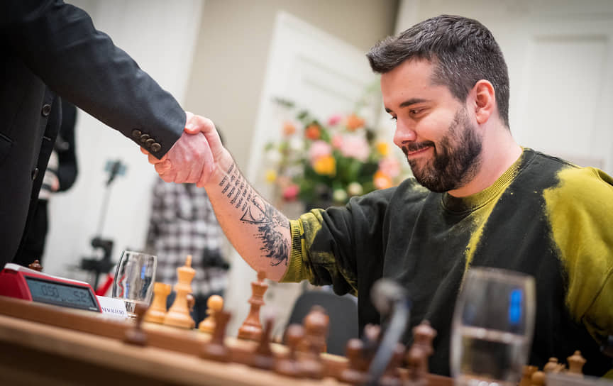 Ян Непомнящий чрезвычайно убедительно выиграл турнир Levitov Chess Week: в 18 партиях он одержал 11 побед, оторвавшись от ближайших преследователей на два очка