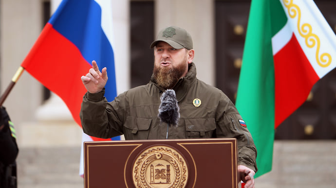 По постам их узнаете их