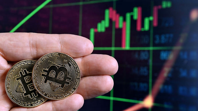Биткойн вышел на американские биржи