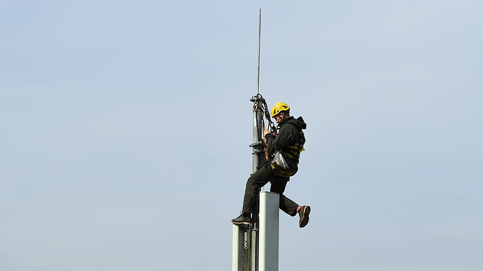 Операторы растягивают сети
