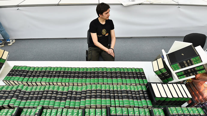 Бумажные книги освоили интернет
